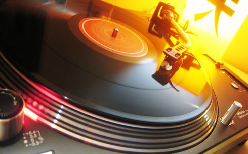 APPROFONDIMENTO DJ VINILI